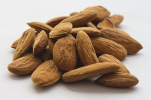 almond-2826419_1280